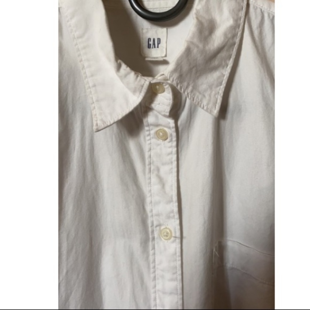 GAP button down - Picture 3 of 7